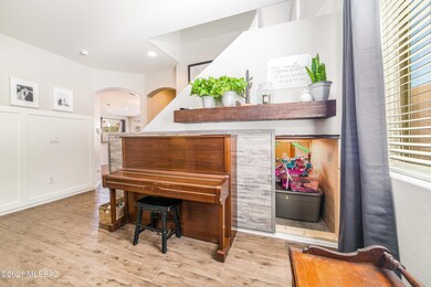 12890 Bloomington Loop-9