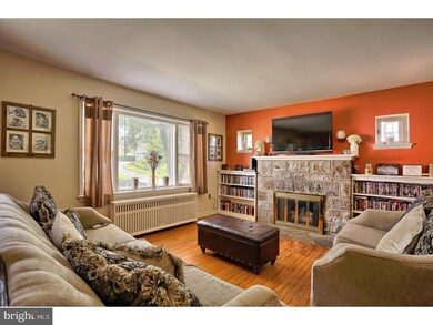 3316 Mckently St, Reading, PA 19605 - photo 6