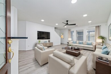 2810 Packard Elm St, Houston, TX 77038 - photo 5