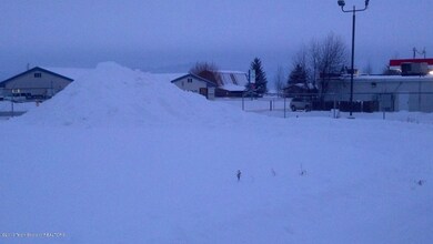 Hangar Lots L5 and L6-W (3)