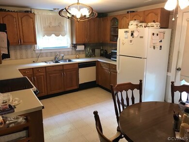 5255 Old Buckingham Rd, Powhatan, VA 23139 - photo 4