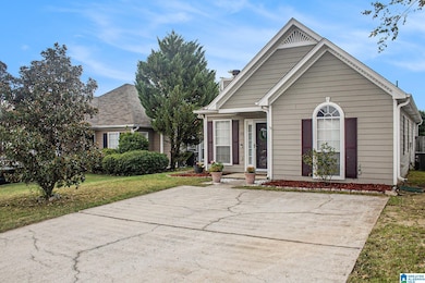 111 Flagstone Ln, Calera, AL 35040 - photo 2