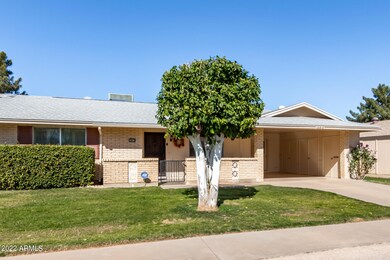 10810 Caron - 6 - Front Left Close Up