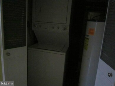 600 Fairlawn Ave, Laurel, MD 20707 - photo 3