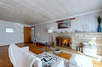 1730 N Narrows Dr, Tacoma, WA 98406 - photo 4