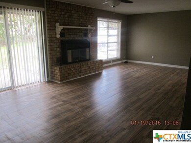 1102 Hill St, Copperas Cove, TX 76522 - photo 7