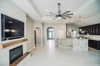 513 Windsor Ct, Schertz, TX 78108 - photo 7