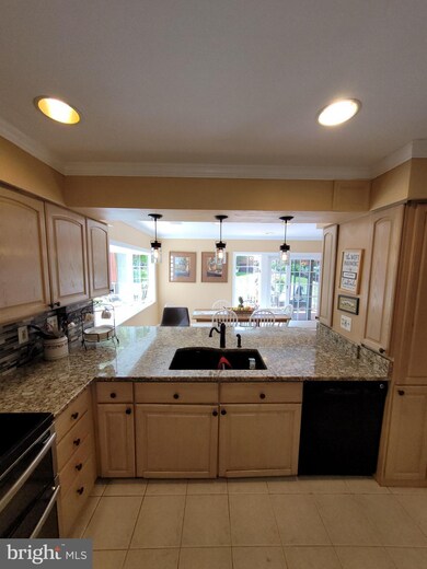 8308 Wehland Ct, Laurel, MD 20723 - photo 7