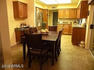 5 - DINING AND KITCHEN