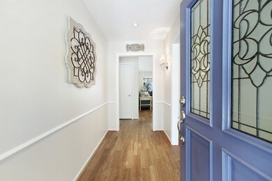 14127 Saint Marys Ln, Houston, TX 77079 - photo 5