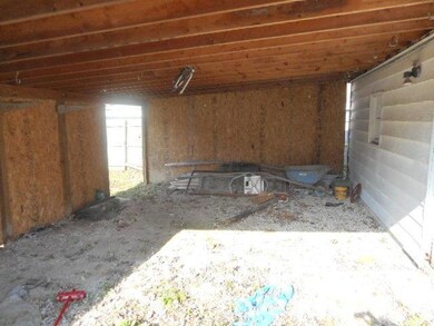 4564 Norton Ln, Columbus, OH 43213 - photo 4