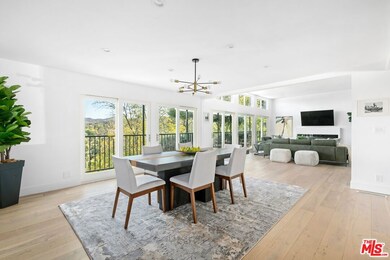 5080 Marmol Dr, Woodland Hills, CA 91364 - photo 2