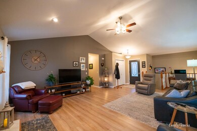 10241 Chinook Dr.-25