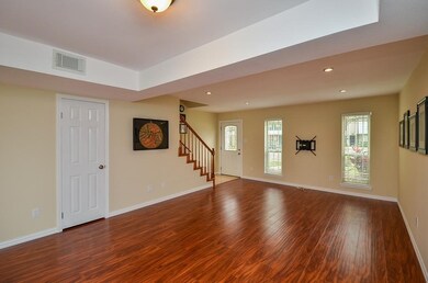 10290 Longmont Dr unit 40, Houston, TX 77042 - photo 5