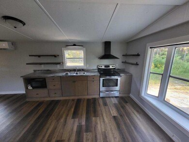 276 Twin Lakes Rd, Eastpoint, FL 32328 - photo 4