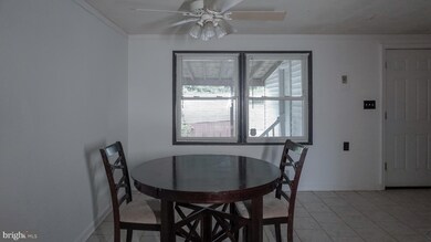 3169 Ryerson Cir, Halethorpe, MD 21227 - photo 6