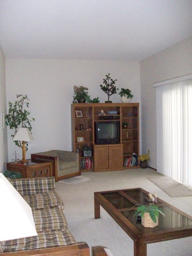 10416 W Pineaire Dr, Sun City, AZ 85351 - photo 2