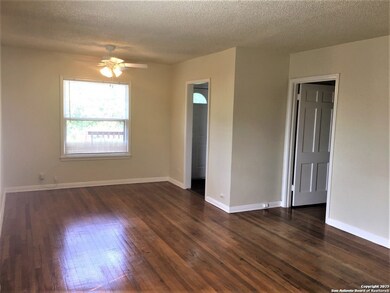229 W Ridgewood Ct unit 1, San Antonio, TX 78212 - photo 4