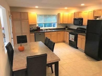 1004 Old Bridge Ln unit 1004, Bellingham, MA 02019 - photo 2