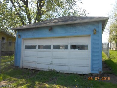 2717 11th St SW, Canton, OH 44710 - photo 3