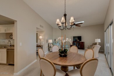 14025 N Palm Ridge Dr W, Sun City, AZ 85351 - photo 5
