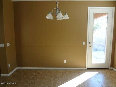 023-348589 - DiningRoom