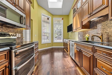Eat in Kitchen