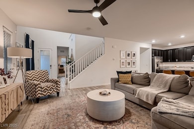 10200 Skye Castle Dr, Las Vegas, NV 89166 - photo 7