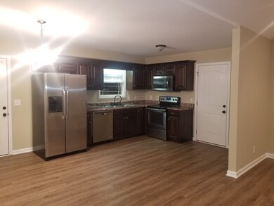 60 Al White Dr, Manchester, TN 37355 - photo 3