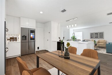 1431 Barras St, Alvin, TX 77511 - photo 2