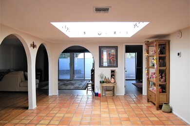 10083 N Oro Place, Tucson, AZ 85737 - photo 6