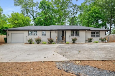 3154 N Druid Hills Rd, Decatur, GA 30033 - photo 2