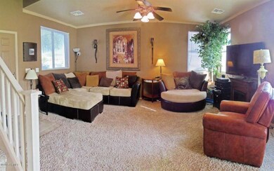 5 living room (1280x801)