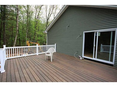 8 Vernon St, Greenville, RI 02828 - photo 4