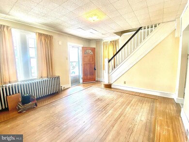 201 Wilson Ave, Reading, PA 19606 - photo 4