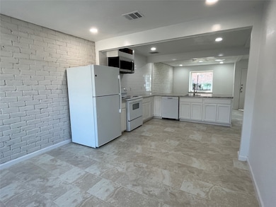 12829 High Star Dr, Houston, TX 77072 - photo 2