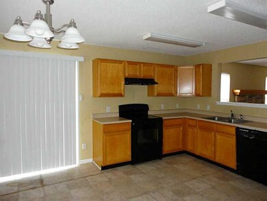 859 Sylvan St, Whiteland, IN 46184 - photo 2