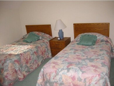 111 Lakeland Dr unit 3B, Hartford, VT 05001 - photo 7