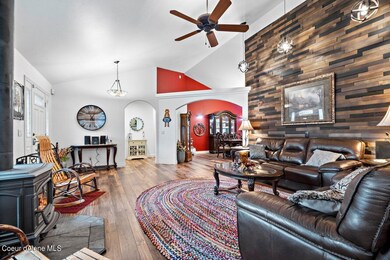 006-9023NBaldwinCourt-Hayden-ID-83835-SM
