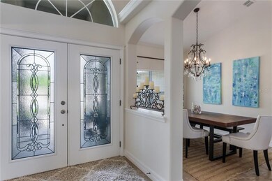 KITCHEN DINING AREA
