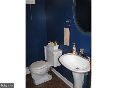 415 Camelot Dr, Brookhaven, PA 19015 - photo 7