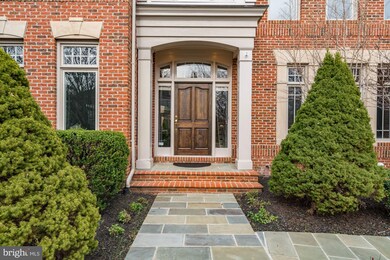 1387 Cameron Heath Dr, Reston, VA 20194 - photo 3