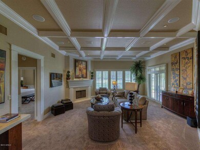 002_Living Room