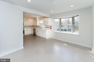129 Hickory Rd, Marlton, NJ 08053 - photo 4