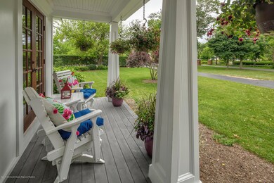 03_Front Porch