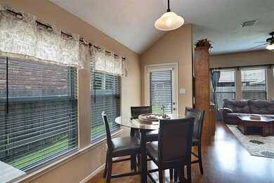 30931 Sundance Woods Ct, Spring, TX 77386 - photo 4