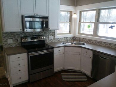 6591 Ivanrest Ave SW, Byron Center, MI 49315 - photo 7