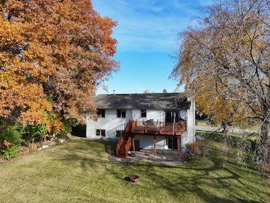 5915 Yucca Ln N, Plymouth, MN 55446 - photo 3