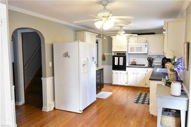 600 Idora Ln, Struthers, OH 44471 - photo 5