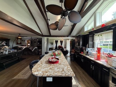 214 Flat Top Rd, Shady Spring, WV 25918 - photo 4